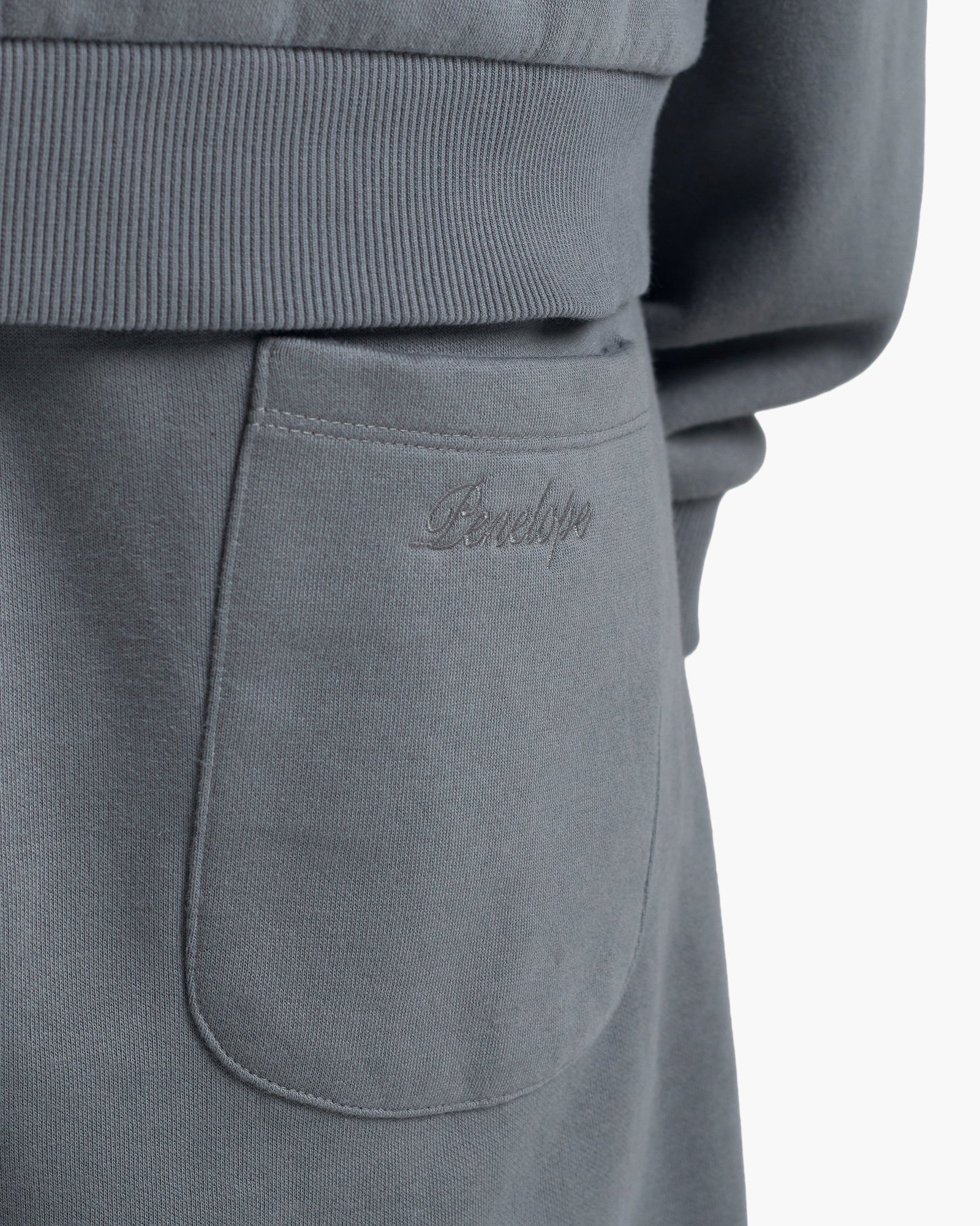 Pearl Jogger Grey